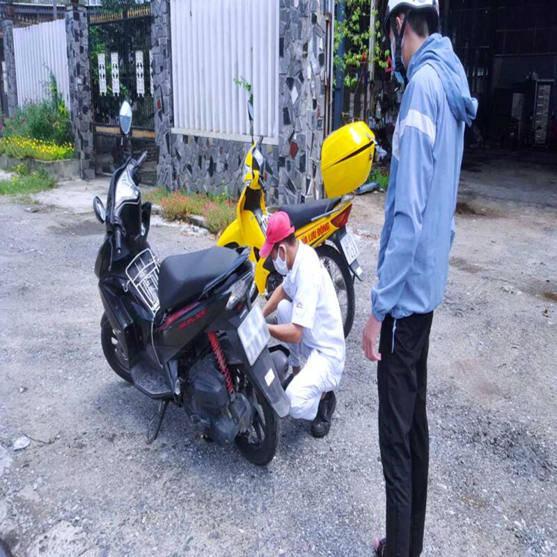 Khách hàng gọi cứu hộ vì xe bị chết máy đột ngột