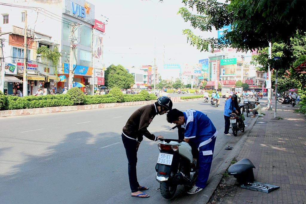 Sửa Xe Máy Lưu Động Tại Bình Thạnh – Chuyên Nghiệp, Bảo hành 12 tháng.